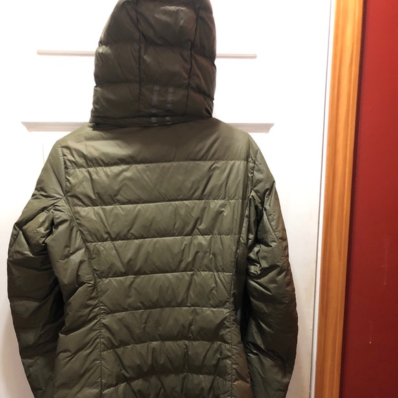 Canada Goose Ellison (Medium) Down Jacket - Picture 6 of 12